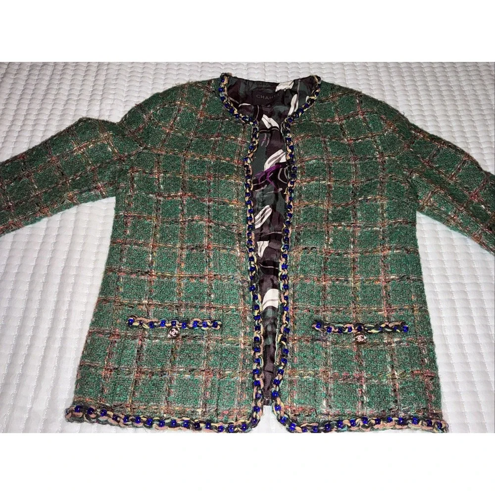 Chanel‎ Woman's Tweed Jacket Size 40 - Picture 2 of 15
